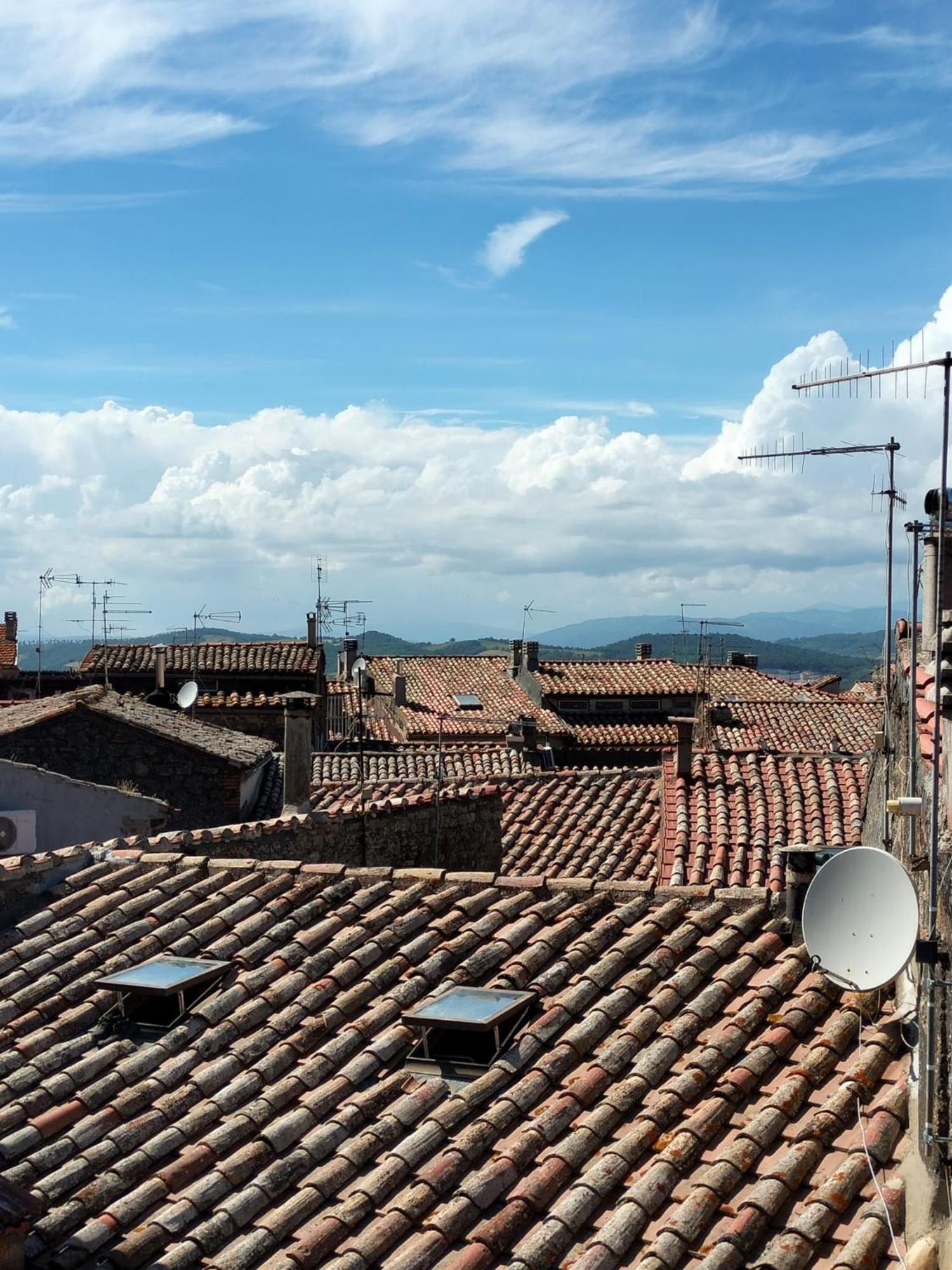 Piazza Varese Valentano 外观 照片